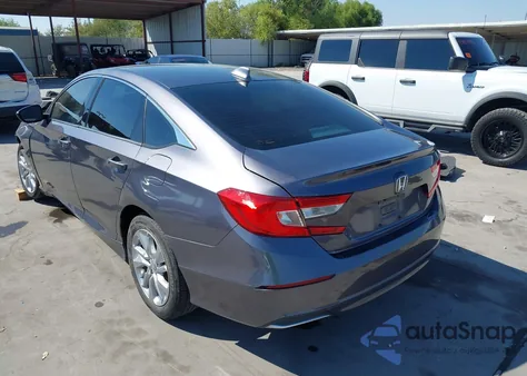 2020 Honda Accord Lx z USA, uszkodzony, nr VIN 1HGCV1F11LA082843